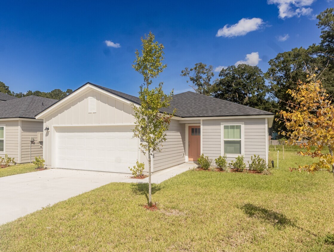 Foto principal - 5132 Sawmill Pt Wy