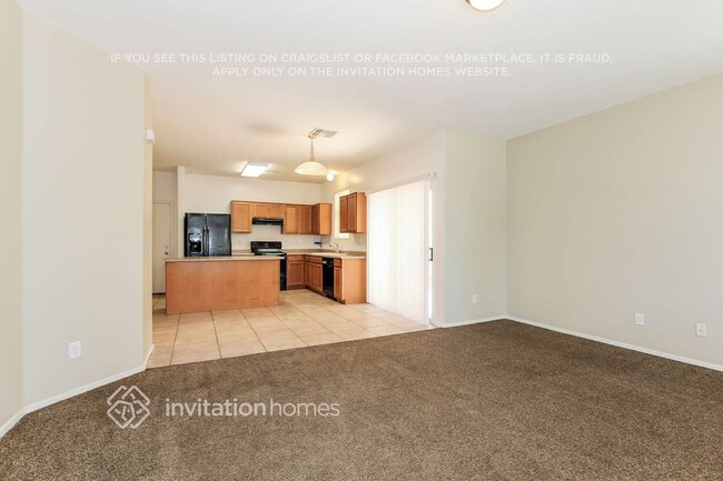 Foto del edificio - 5336 W Illini St