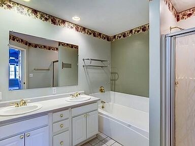 Building Photo - 28 Ptarmigan Dr