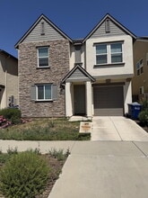 Building Photo - 351 Sullivan Dr