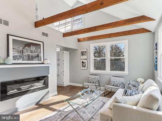 Foto principal - 3141 Chepstow Ln