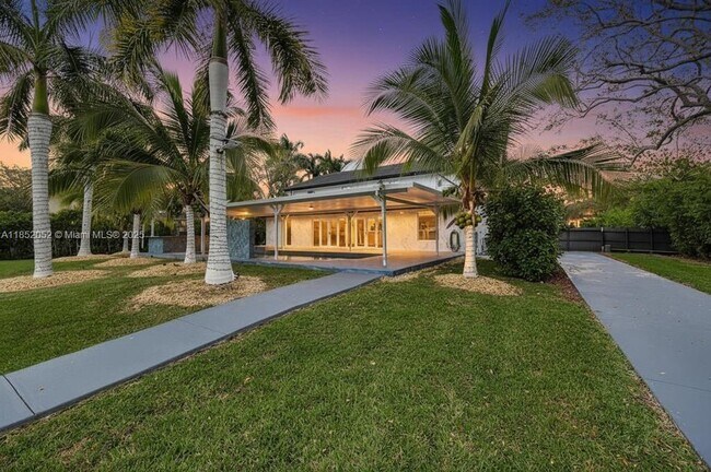 Foto del edificio - 7830 SW 120th St