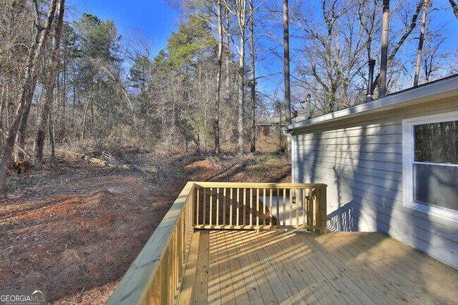 Building Photo - 145 Billy Ln