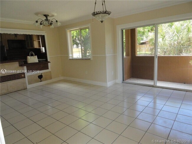 Foto del edificio - 6205 SW 131st Ct