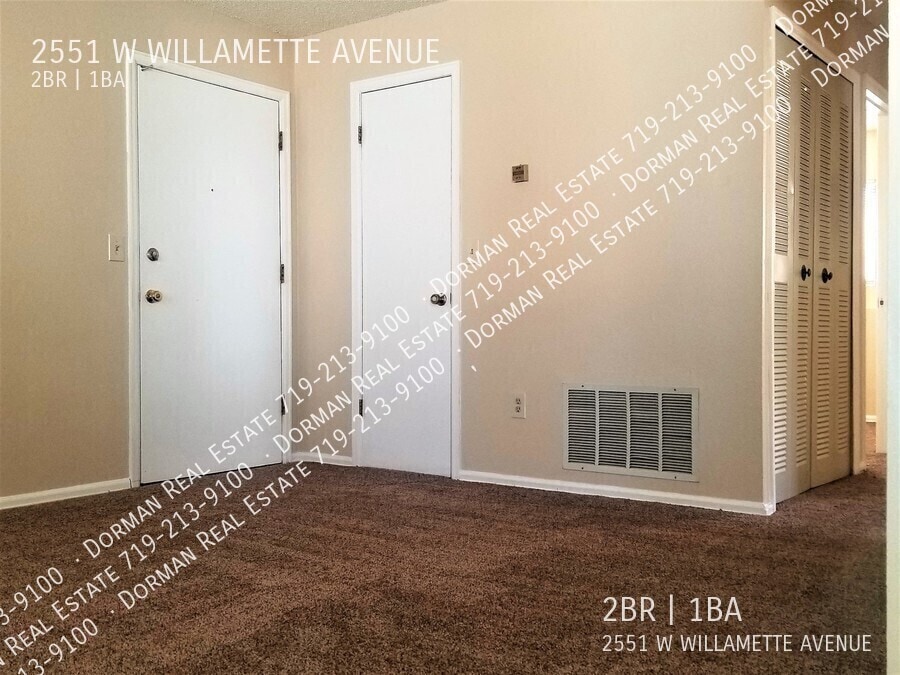 Foto del edificio - 2551 W Willamette Ave