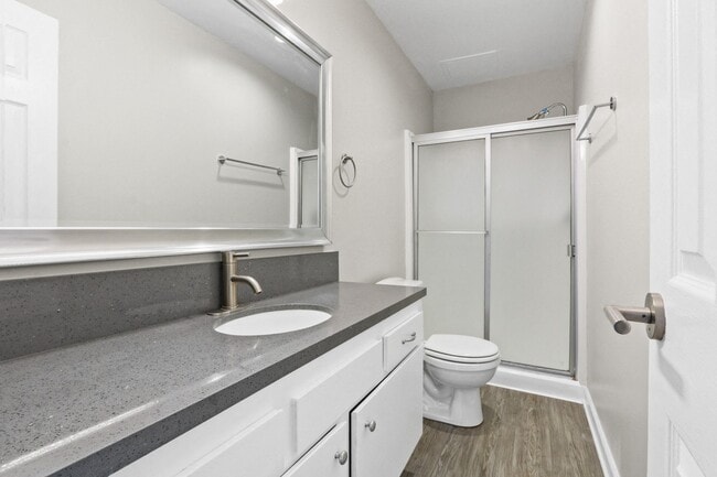 Interior Photo - Magnolia