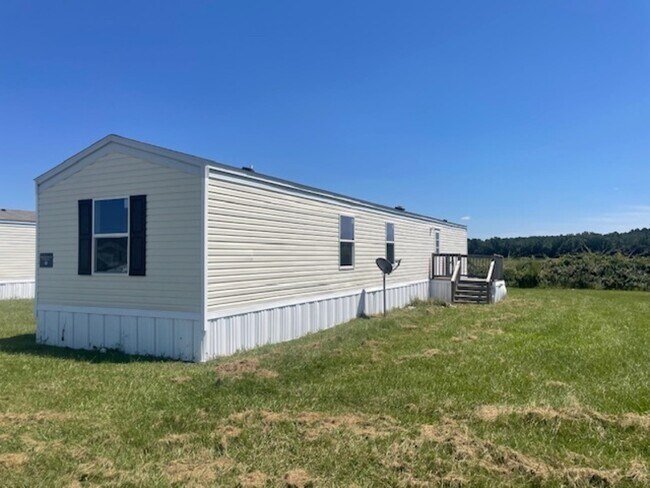 Building Photo - 698 Milan Ave