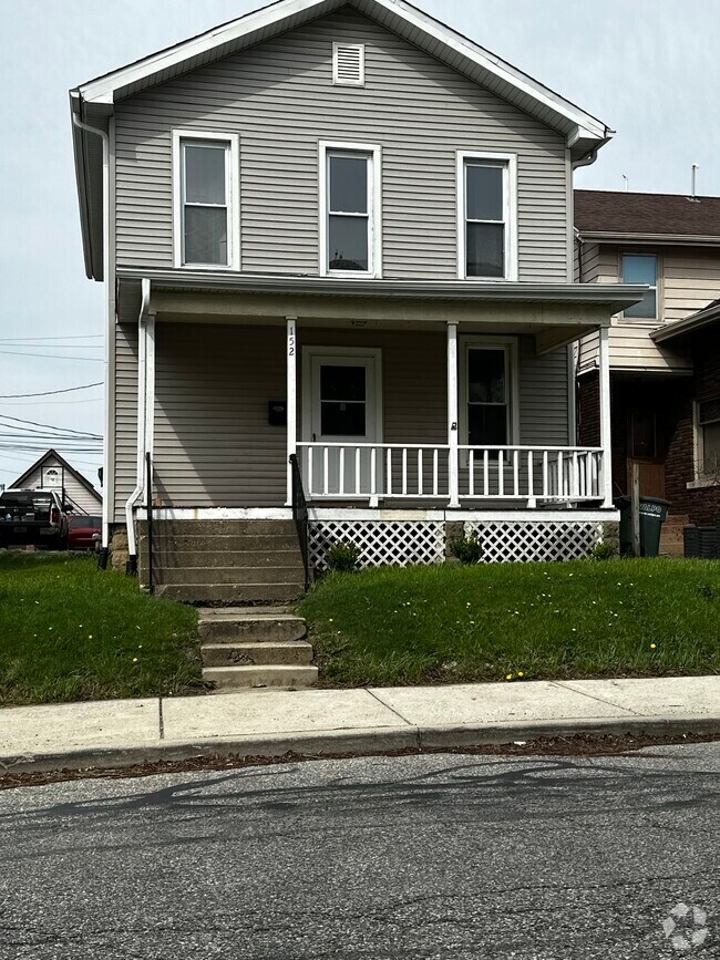 Downtown Valparaiso Apartments for Rent with Parking Valparaiso, IN