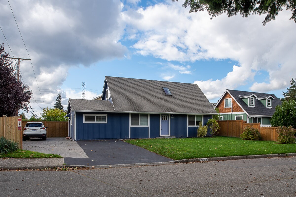 Foto principal - 13203 125th Ave NE