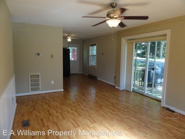 Building Photo - 2109 Condrey Ridge Dr