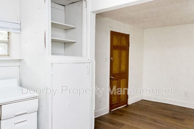Foto del edificio - 4278 Spriggs St