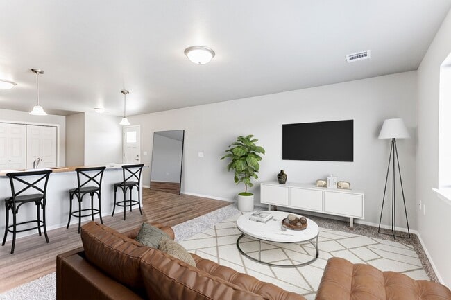 Building Photo - Dublin Square Apartments and Townhomes