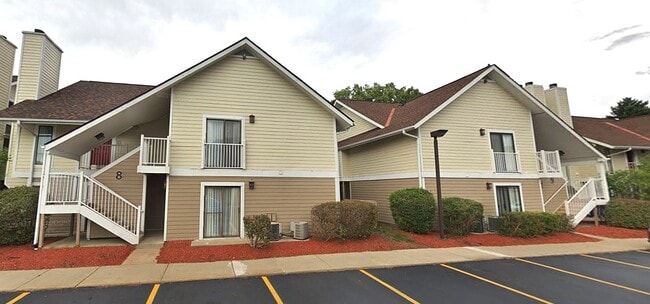 Building Photo - The Landings of Madison Heights