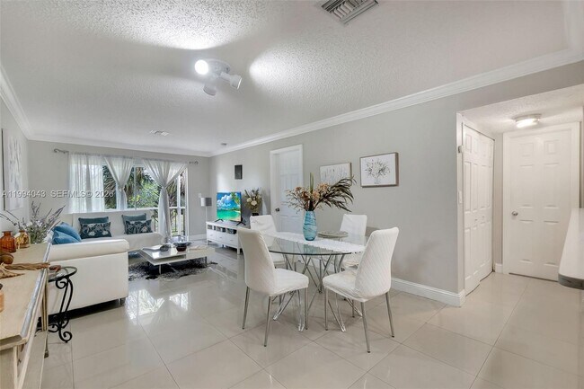 Foto del edificio - 1001 NW 45th St