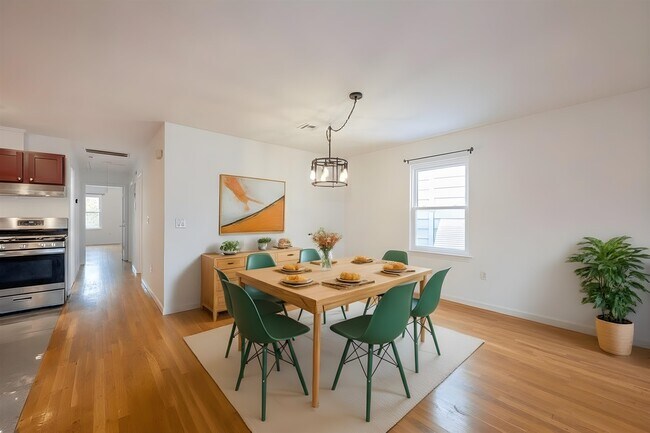 Foto del edificio - 108 Claremont Ave