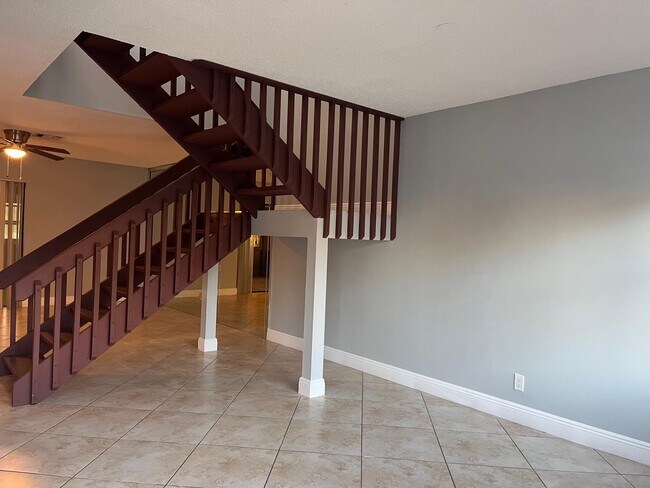 Foto del edificio - 5184 Jog Ln
