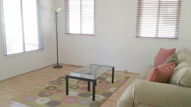Living Room - 1026 14th St