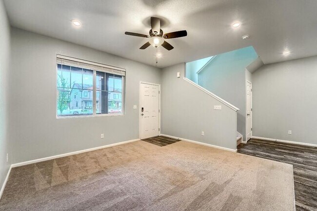 Building Photo - 21556 E 59th Pl