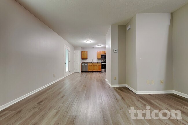 Foto del edificio - 14674 Fawn Hollow Ln