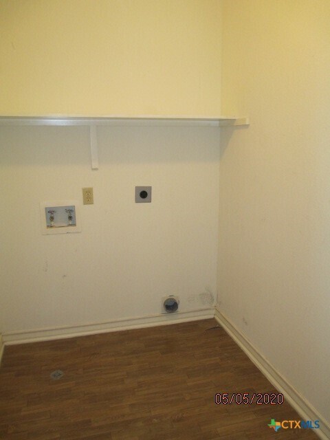 Foto del edificio - 106 Jocelyn Cir