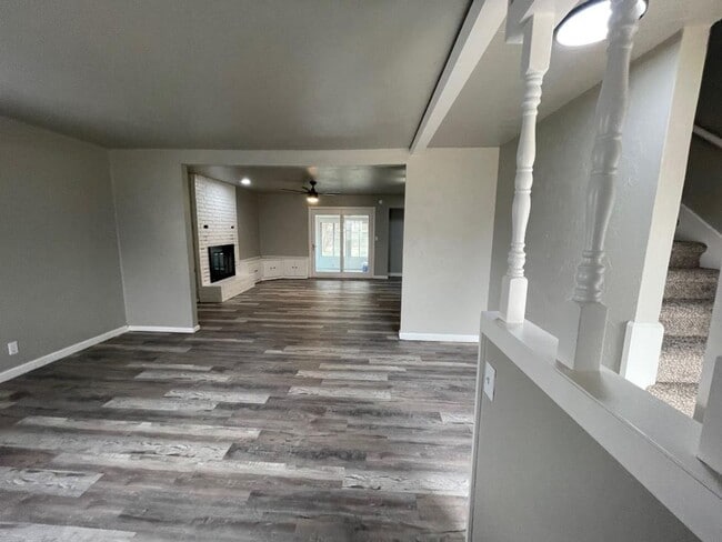 Photo - Gorgeous Remodeled 3 Bedroom 1.5 Bath House!!