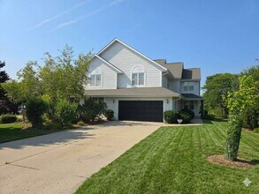 Building Photo - 3205 S Ridge Crest Ct
