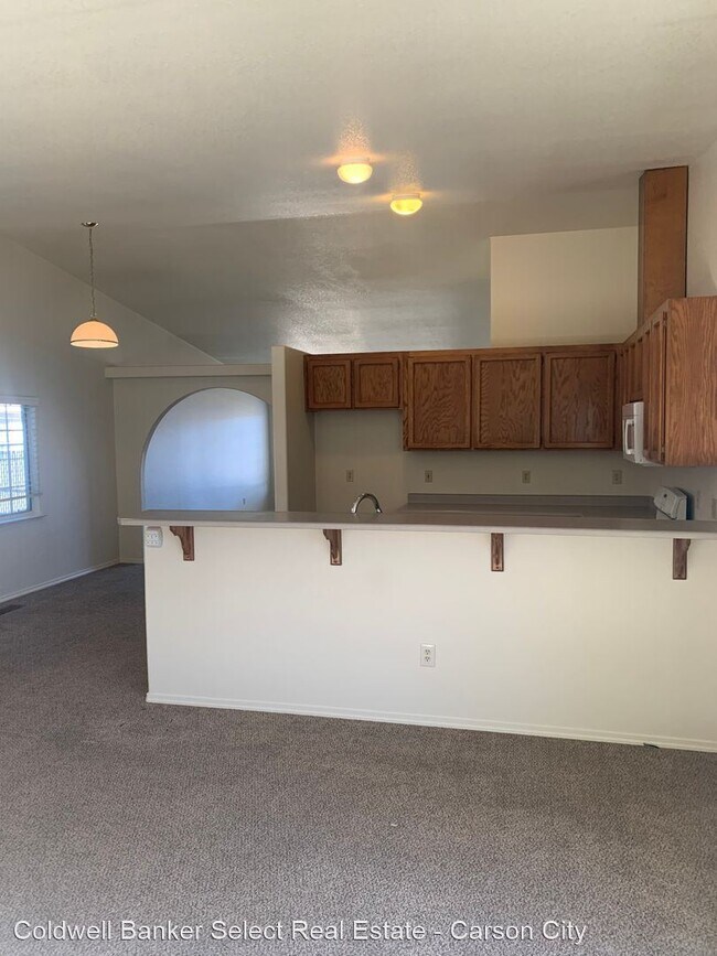 Building Photo - 3 br, 2 bath House - 2444 Scotch Pine Drive