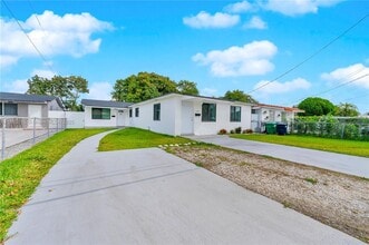 Building Photo - 7391 SW 22nd St