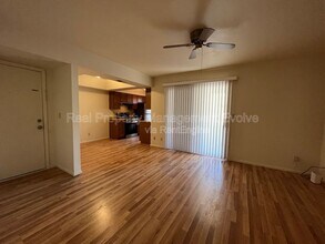 Building Photo - 10610 S 48th St