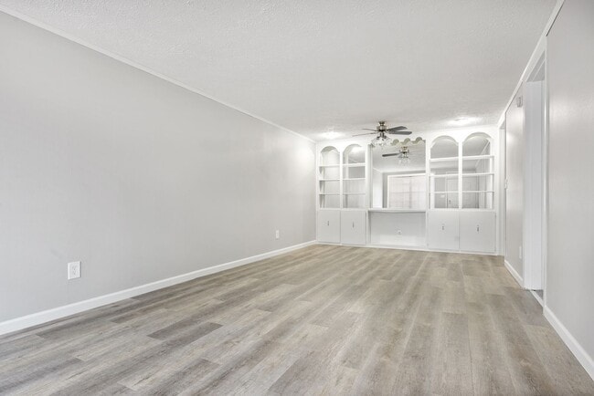Interior Photo - Independence Village