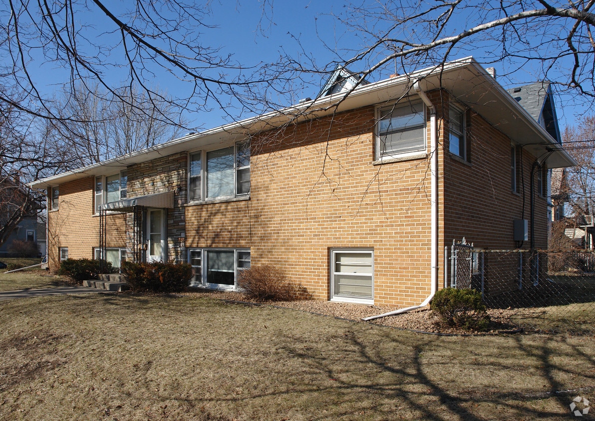 Building Photo - 1731 Dayton Ave