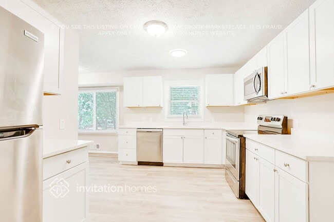 Foto del edificio - 90 Cook Ln