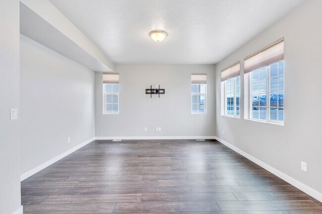 Foto del edificio - 5749 W Osprey Dr