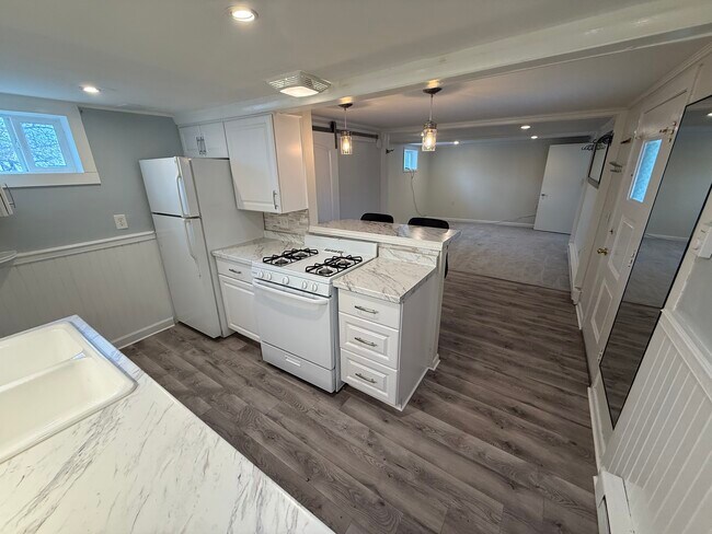 Foto del edificio - 202 S Catherine St
