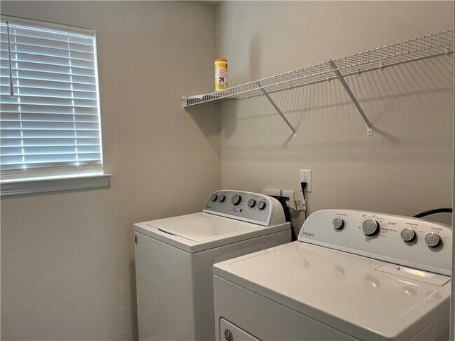 Foto del edificio - 2849 Morgan Spring Trail