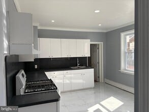 Building Photo - 712 Ohio Ave