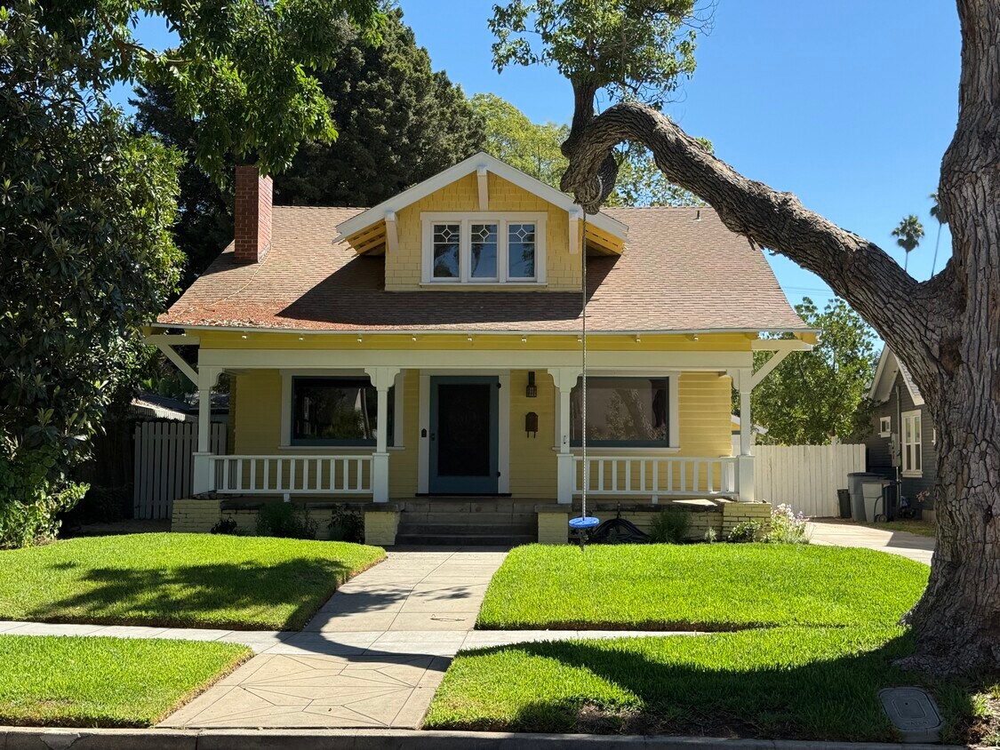 Primary Photo - 2020 Milan Ave