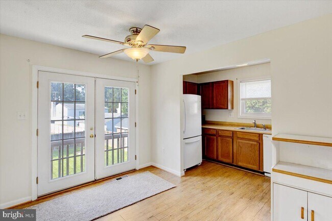 Foto del edificio - 14152 Spring Branch Dr