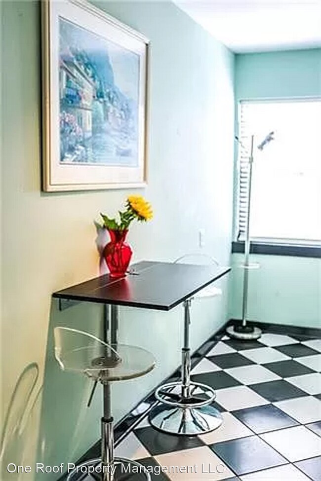 Building Photo - 1 br, 1 bath House - 4536 Broadway Bouleva...