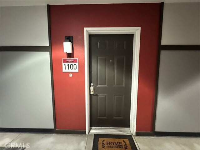 Foto del edificio - 1801 E Katella Ave