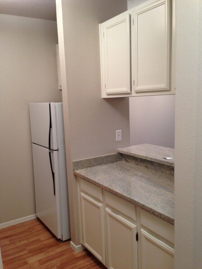 50 San Mateo Dr Unit 116, San Mateo, CA 94401 Condo for Rent in San