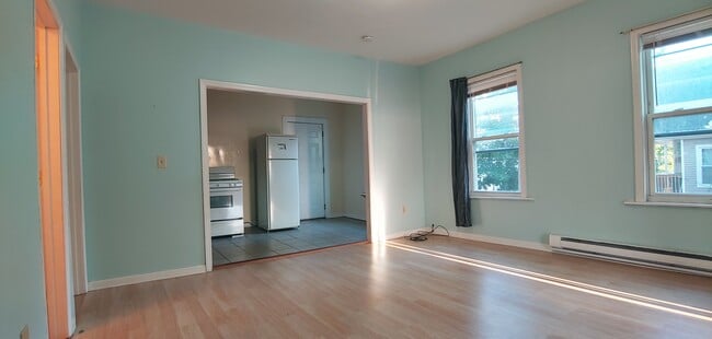 DR + Kitchen - 58 Paine St