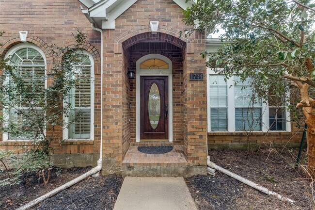 Foto del edificio - 1734 Heddon Falls Dr