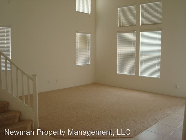 Building Photo - 5 br, 3 bath House - 767 Tossa De Mar Ave.