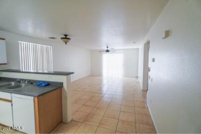 Foto del edificio - 2065 W 20th Ave