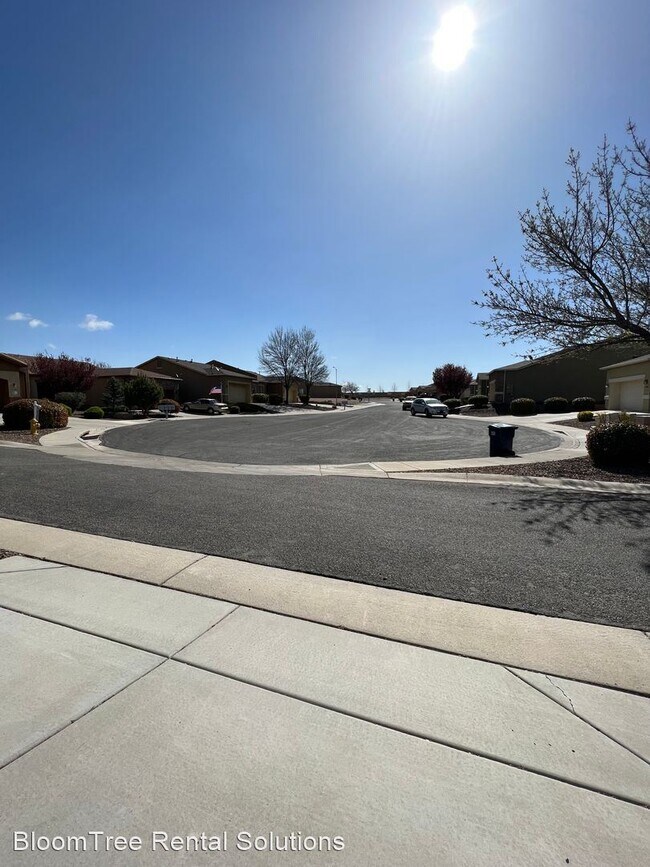 Foto del edificio - 2 br, 2 bath House - 6749 E Devon Court