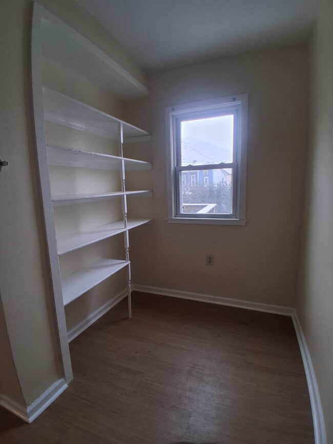 Building Photo - 51 Grant Ave