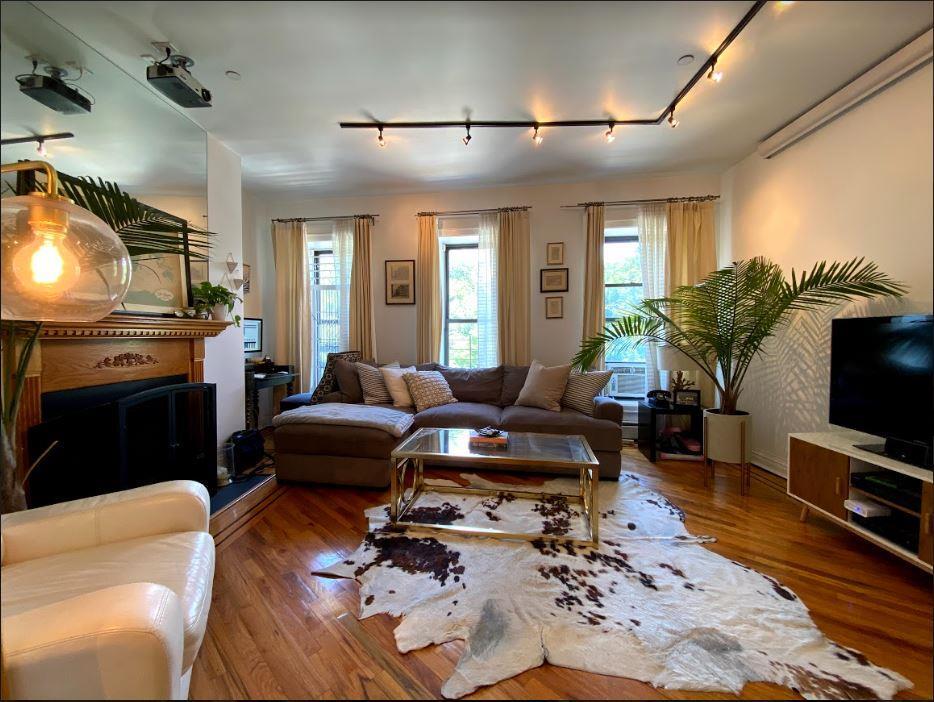 Primary Photo - 368 Saint Nicholas Avenue