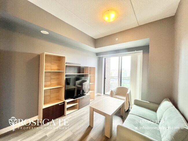 Photo du bâtiment - Furnished 1-Bedroom Condo with Internet Included & Private Balcony – Waterloo