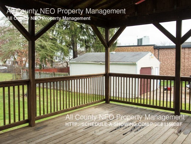 Building Photo - 71 31st St NW